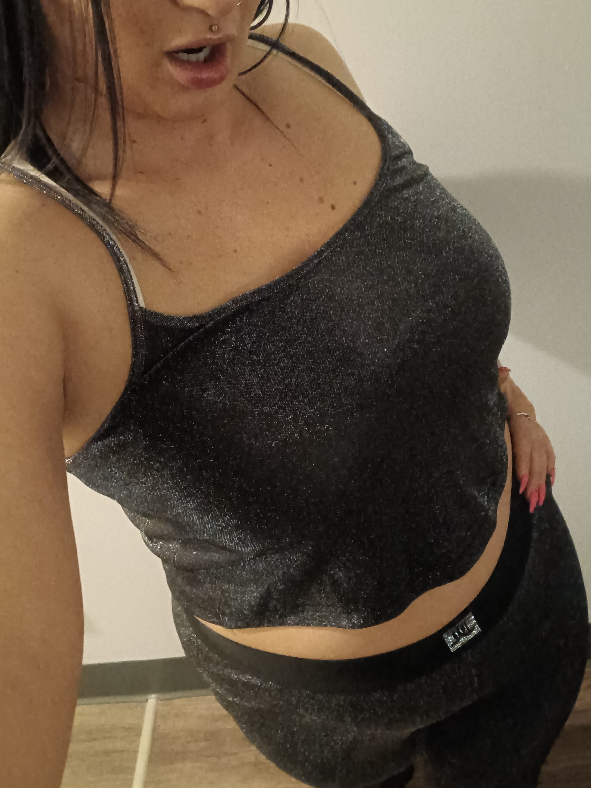 Edmonton curvy Italian